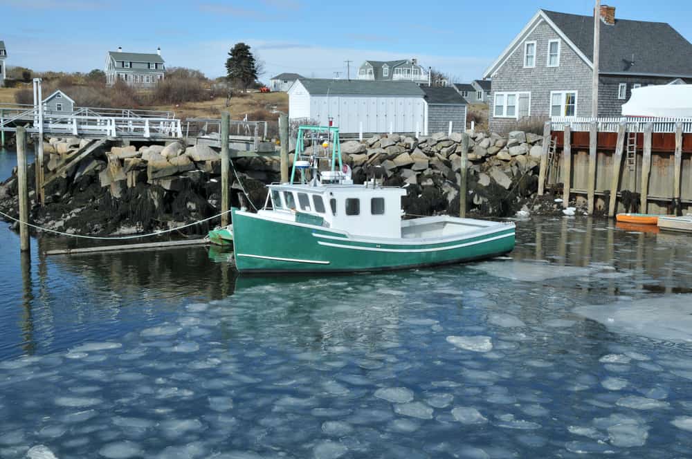 Retire In These 30 Beach Towns For Only $40,000 Per Year